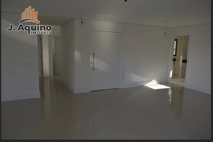 Apartamento à venda com 4 quartos, 254m² - Foto 13