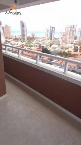 Apartamento à venda com 3 quartos, 80m² - Foto 3