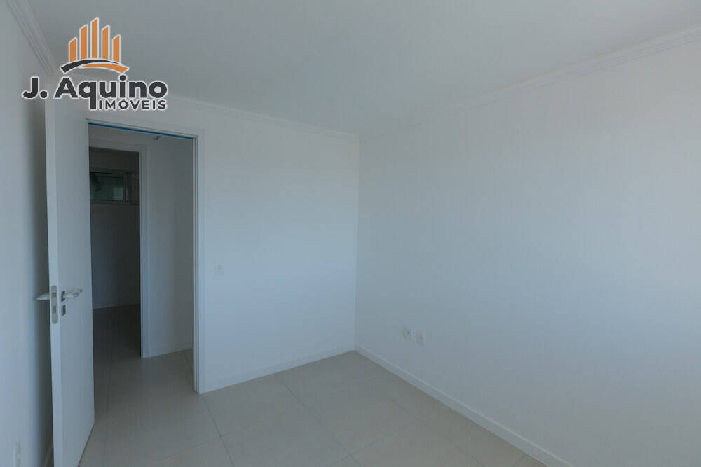 Apartamento à venda com 3 quartos, 80m² - Foto 11