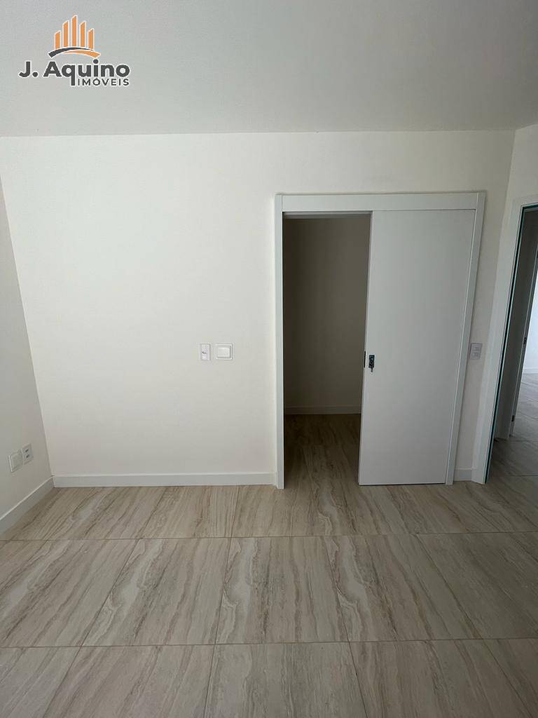 Casa de Condomínio à venda com 3 quartos, 208251m² - Foto 16