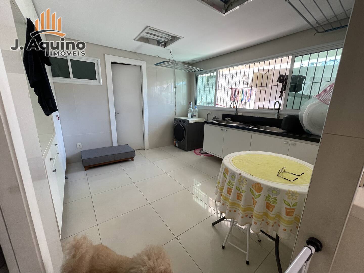 Apartamento à venda com 4 quartos, 350m² - Foto 23