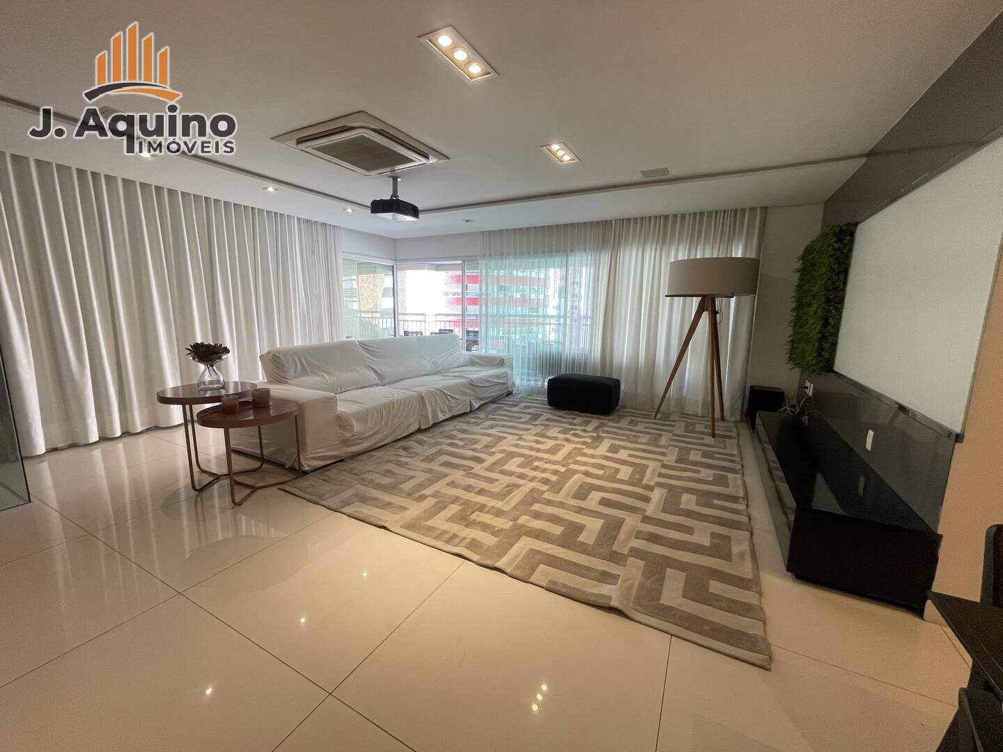 Apartamento à venda com 4 quartos, 350m² - Foto 4