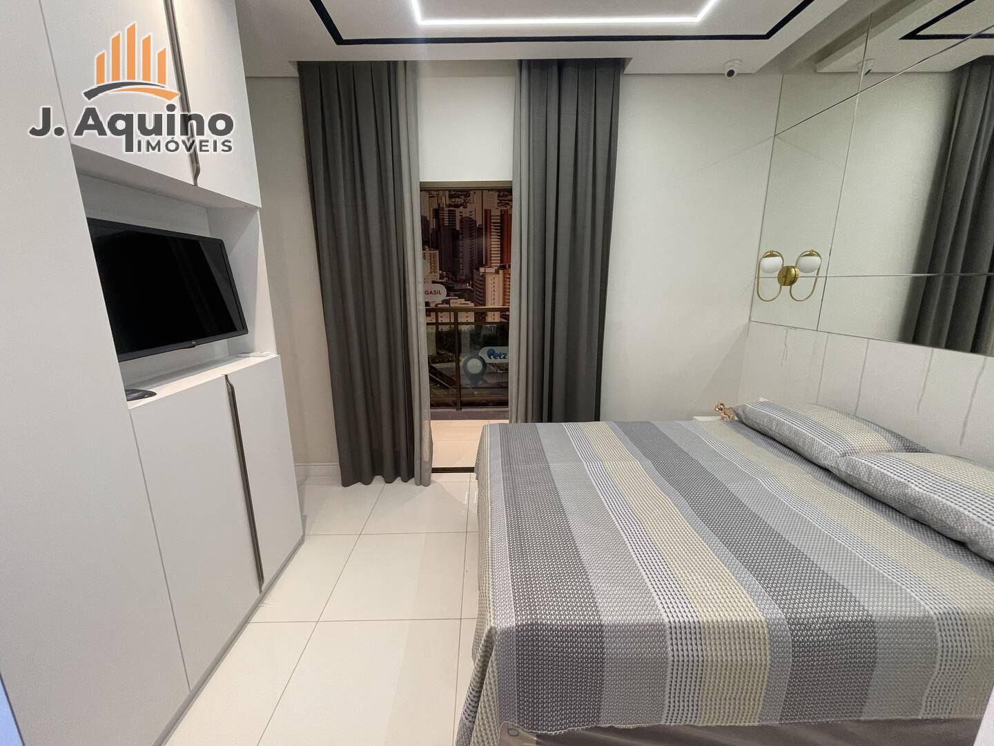 Apartamento à venda com 3 quartos, 6778m² - Foto 22