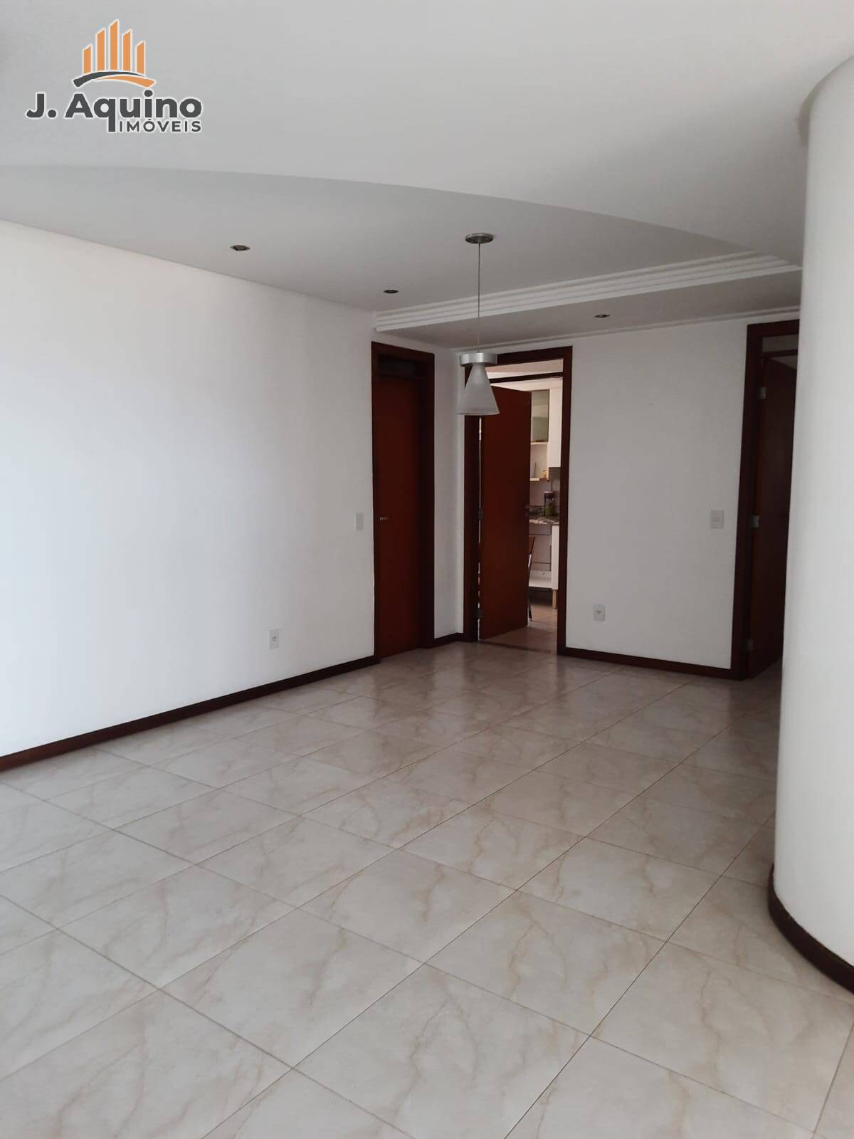 Apartamento à venda com 4 quartos, 158m² - Foto 4