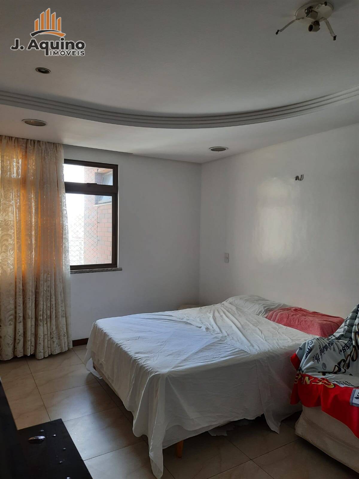 Apartamento à venda com 4 quartos, 158m² - Foto 15