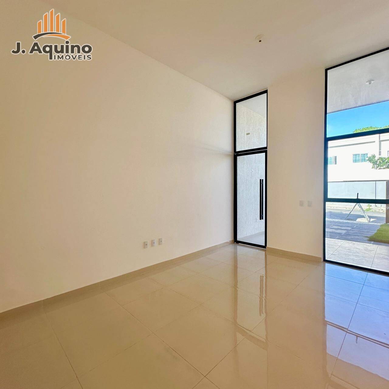 Casa à venda com 4 quartos, 107m² - Foto 8