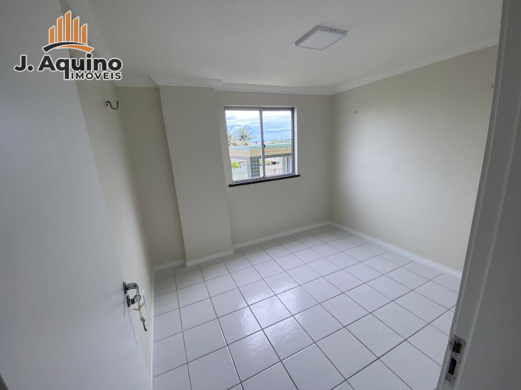 Apartamento à venda com 2 quartos, 56m² - Foto 5