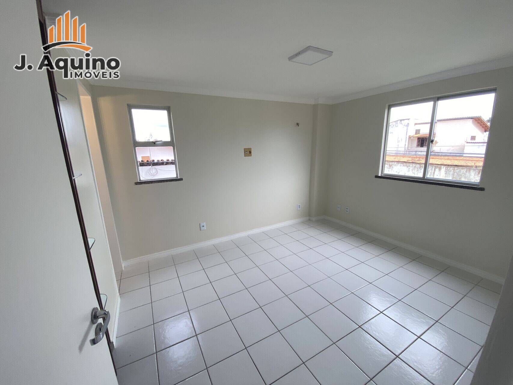 Apartamento à venda com 2 quartos, 56m² - Foto 7