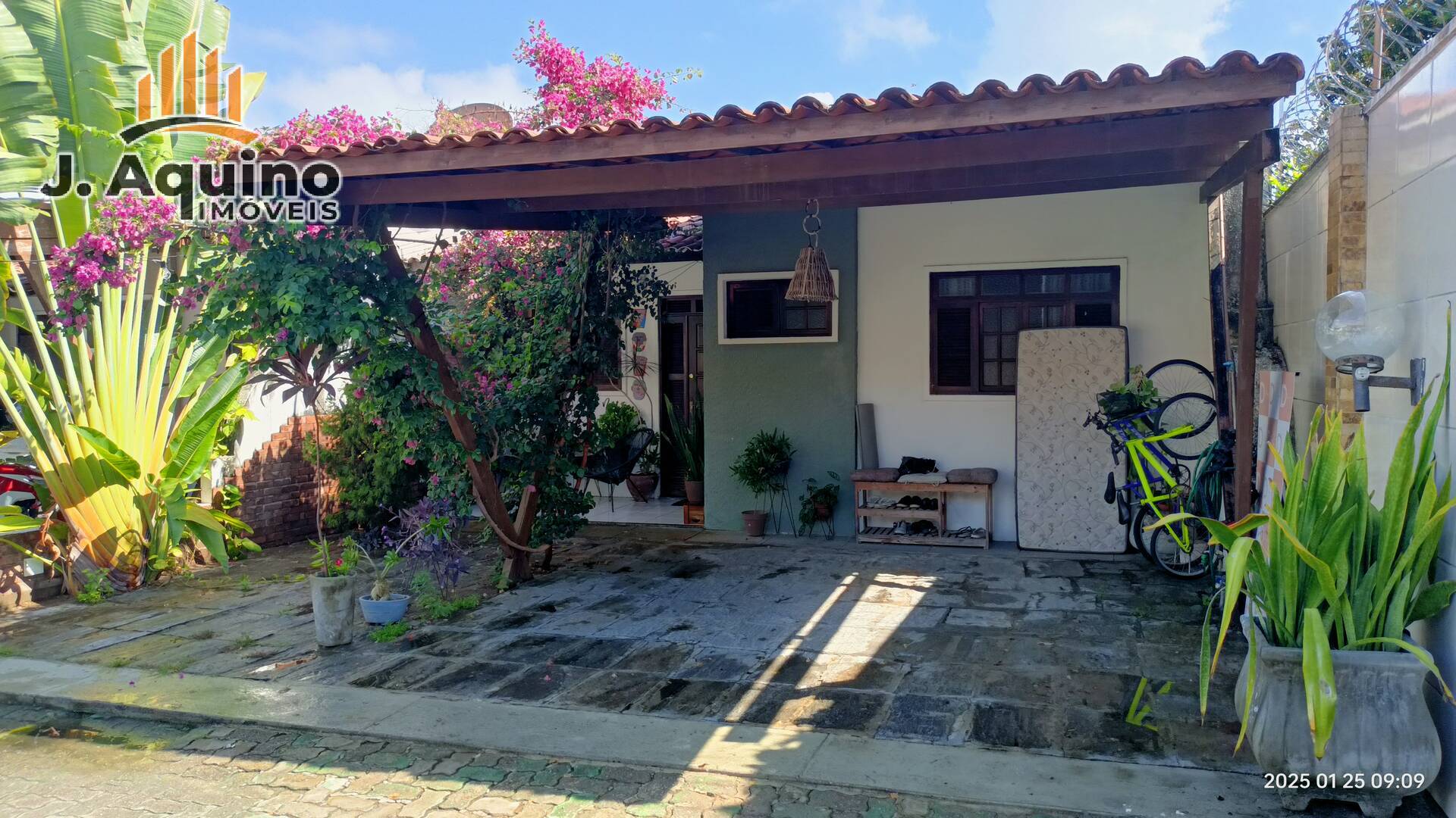 Casa de Condomínio à venda com 3 quartos, 75m² - Foto 2