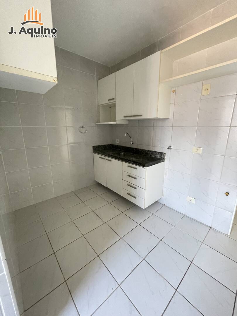 Apartamento à venda com 4 quartos, 95m² - Foto 9