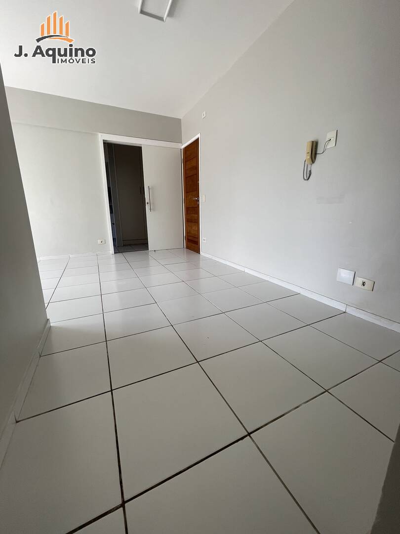 Apartamento à venda com 4 quartos, 95m² - Foto 7