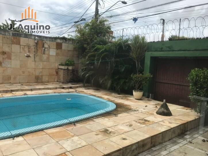 Casa à venda com 3 quartos, 250m² - Foto 16