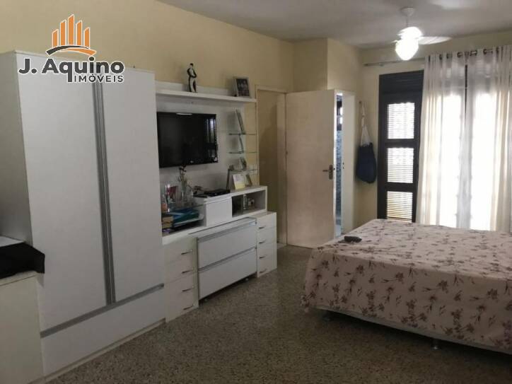 Casa à venda com 3 quartos, 250m² - Foto 29