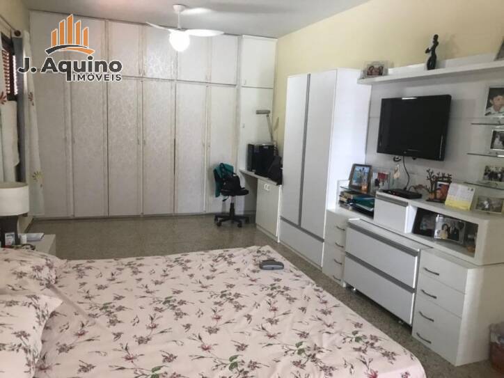 Casa à venda com 3 quartos, 250m² - Foto 30